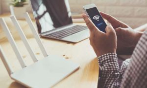 Read more about the article Does A Wi-Fi Extender Slow Down Internet Speed?