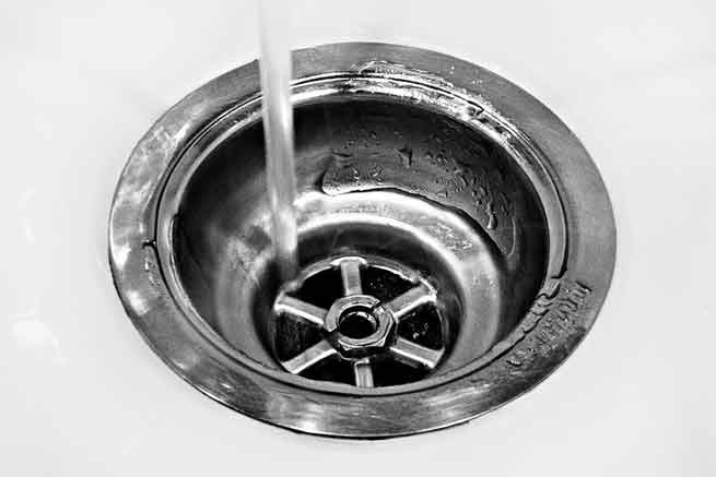 Read more about the article How to Fix a Stuck Sink Drain Stopper?