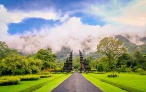 Read more about the article The Ultimate Guide to Bali Tour Packages