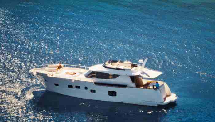 Read more about the article Why is Yacht Rental So Expensive?